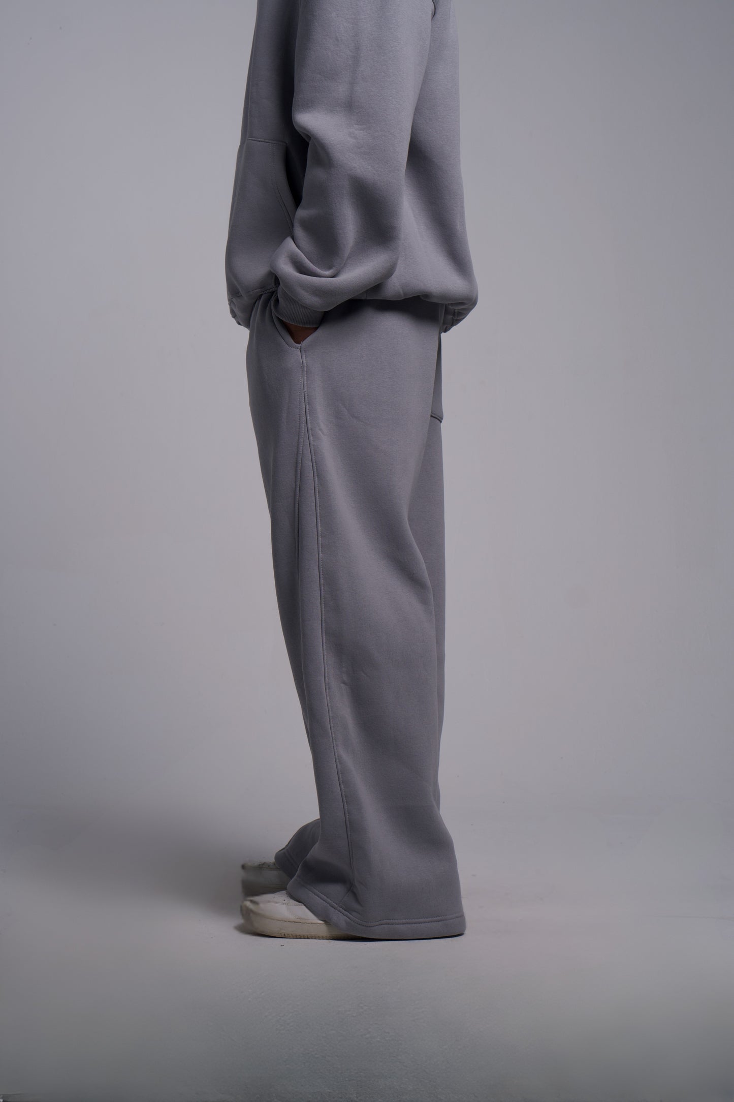 LAVENDER GREY SWEATPANTS